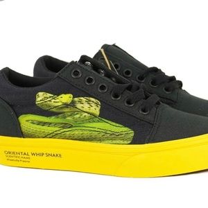 National Geographic Vans
